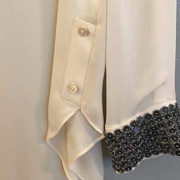 Haute Hippie Jewel Cuff Silk Shirt *100% Silk* - Picture 3 of 6